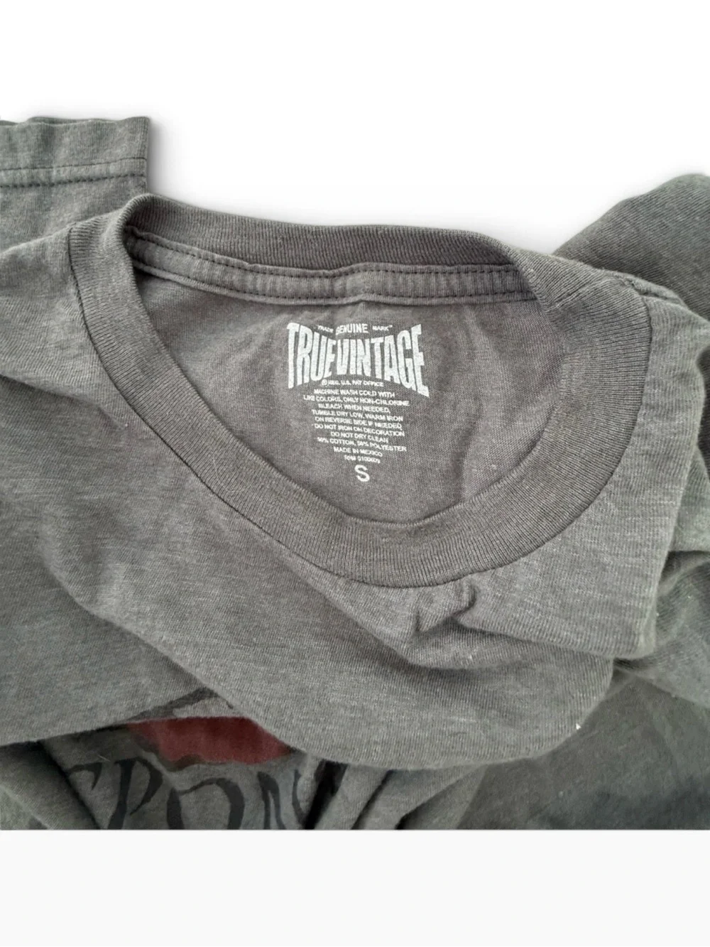Batman 'Fly Responsibly' Graphic Tee - Gray size s